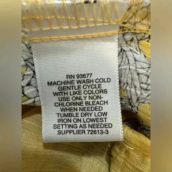 Liz Claiborne Sheer Floral Blouse - Picture 8 of 9